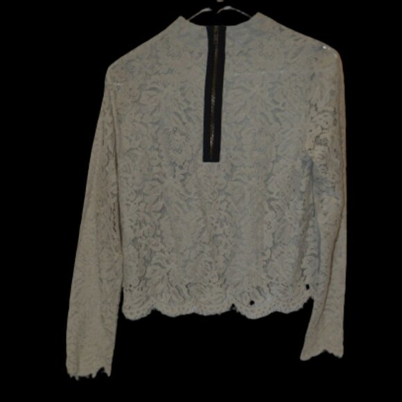 Chaser Lace Mock Neck Blouse Light Gray M NWT - Picture 6 of 7